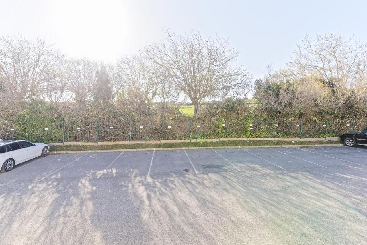 Appartement - Piscine - Tennis - Wifi - Parking บีดาร์ ภายนอก รูปภาพ